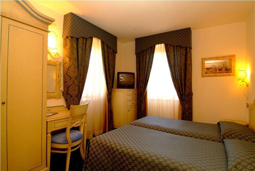Hotel Goya Φόρτε ντε Μάρμι Εξωτερικό φωτογραφία